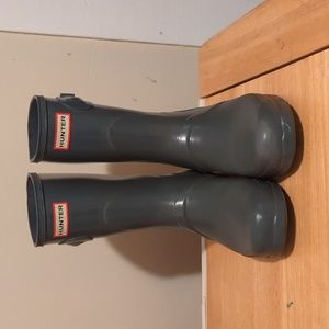 Grey Short Hunter Boots with boot socks, Women's 10